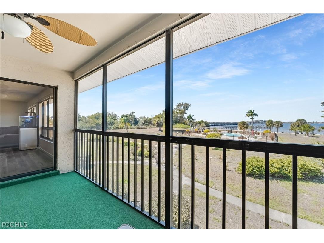 12498 Riverside Drive #205 Fort Myers FL 33919 2026010568 image15