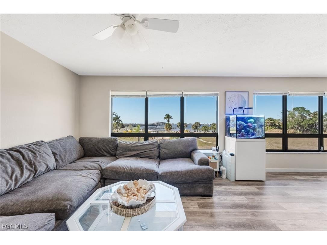 12498 Riverside Drive #205 Fort Myers FL 33919 2026010568 image19