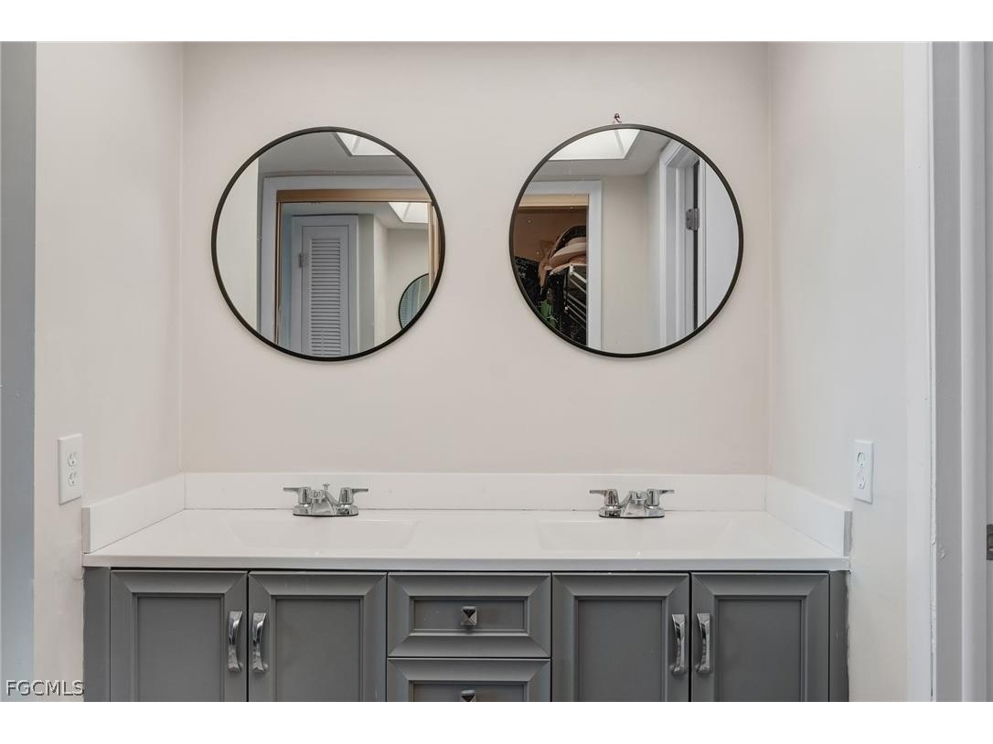 12498 Riverside Drive #205 Fort Myers FL 33919 2026010568 image26