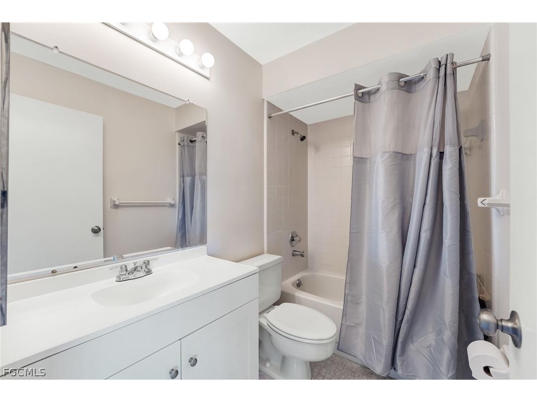 12498 Riverside Drive #205 Fort Myers FL 33919 2026010568 image28