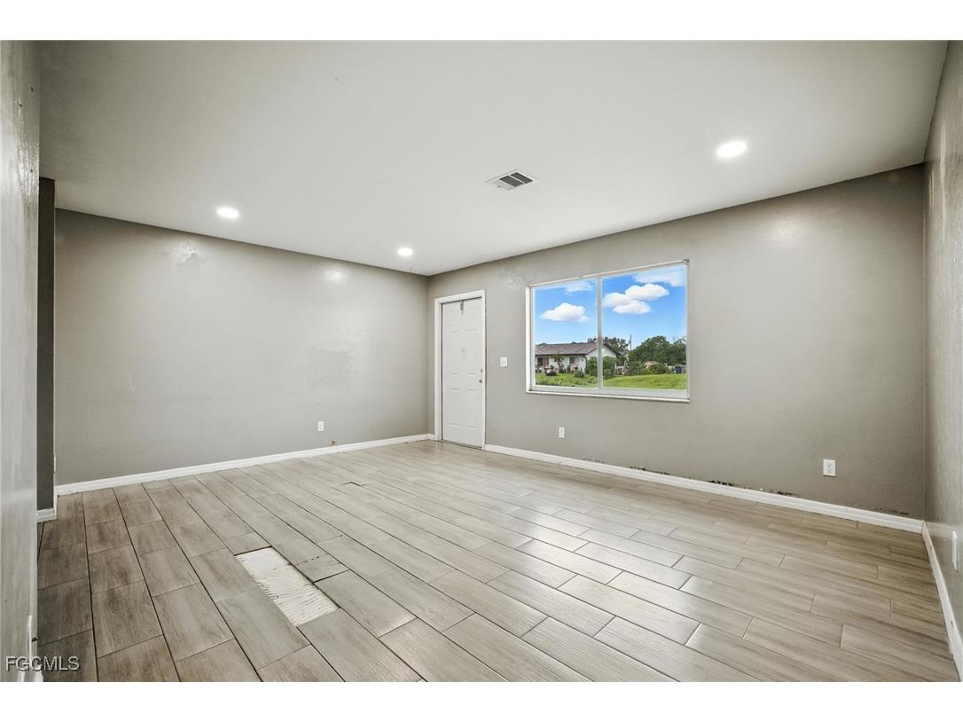 125/127 Gordon Avenue S Lehigh Acres FL 33973 2025011761 image18