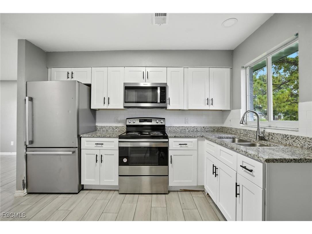 125/127 Gordon Avenue S Lehigh Acres FL 33973 2025011761 image22