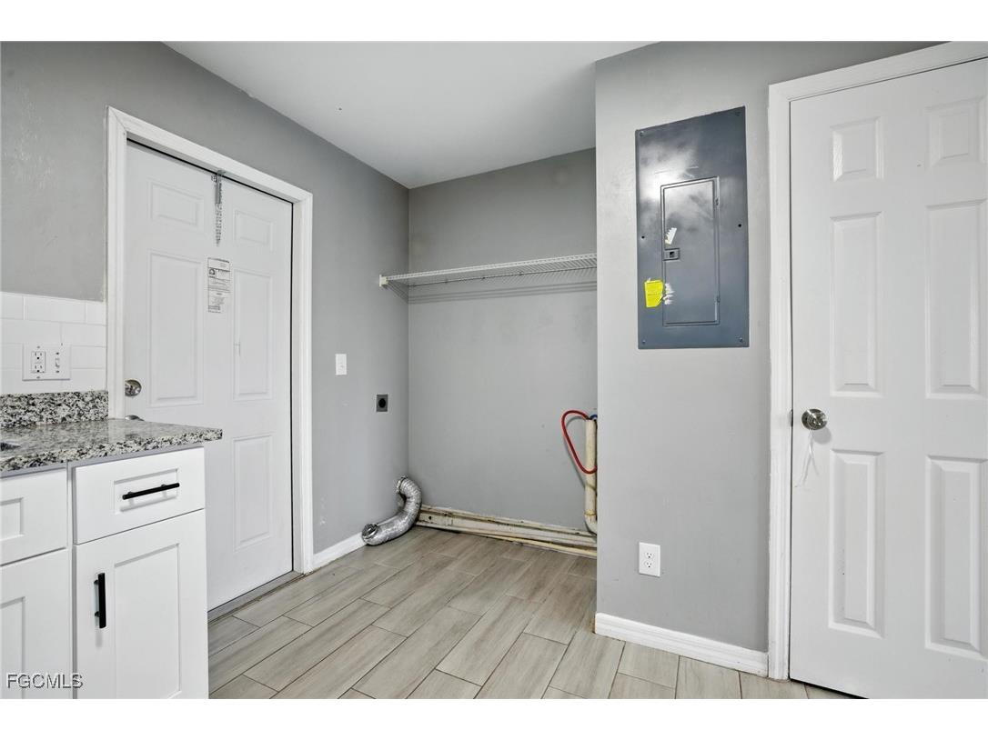 125/127 Gordon Avenue S Lehigh Acres FL 33973 2025011761 image24