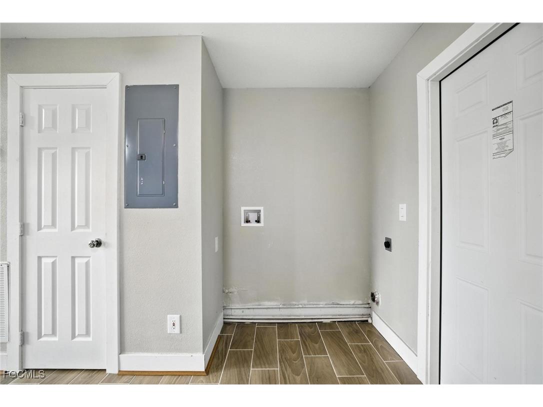 125/127 Gordon Avenue S Lehigh Acres FL 33973 2025011761 image9