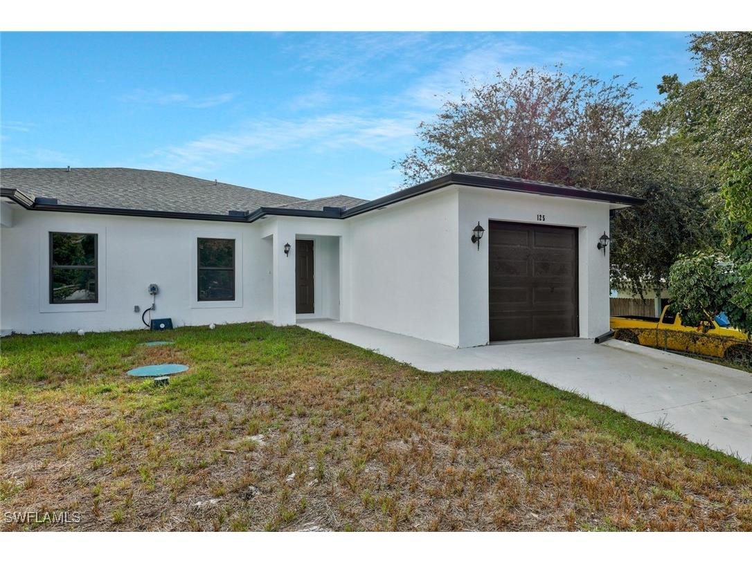 125/127 Holland Street North Fort Myers FL 33917 225081200 image2