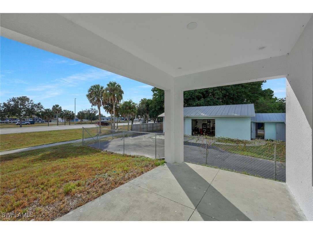 125/127 Holland Street North Fort Myers FL 33917 225081200 image22