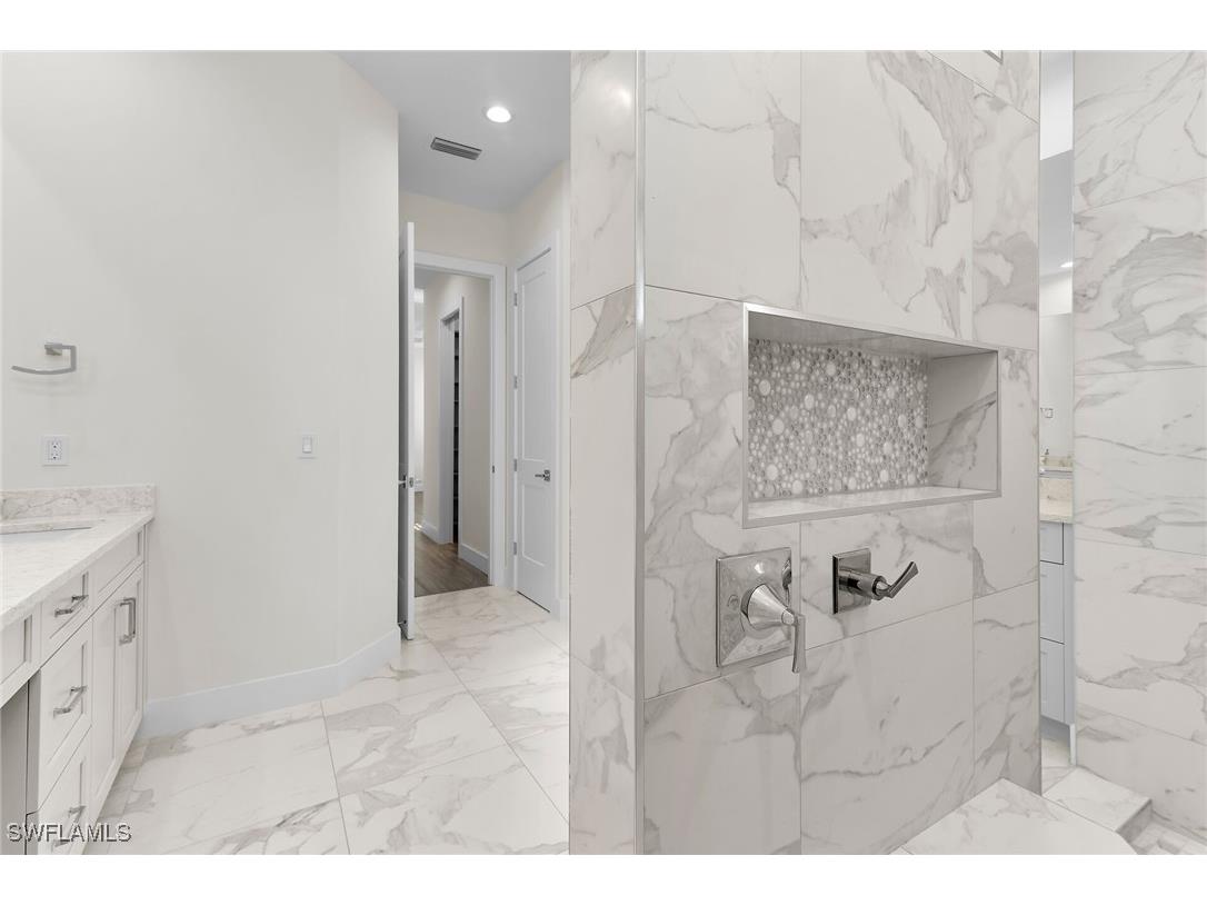 125 Delbrook Way Marco Island FL 34145 225084399 image23