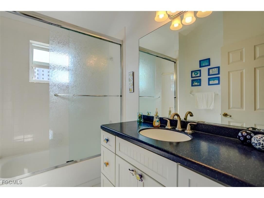 125 Gulfview Avenue Fort Myers Beach FL 33931 2025010010 image39