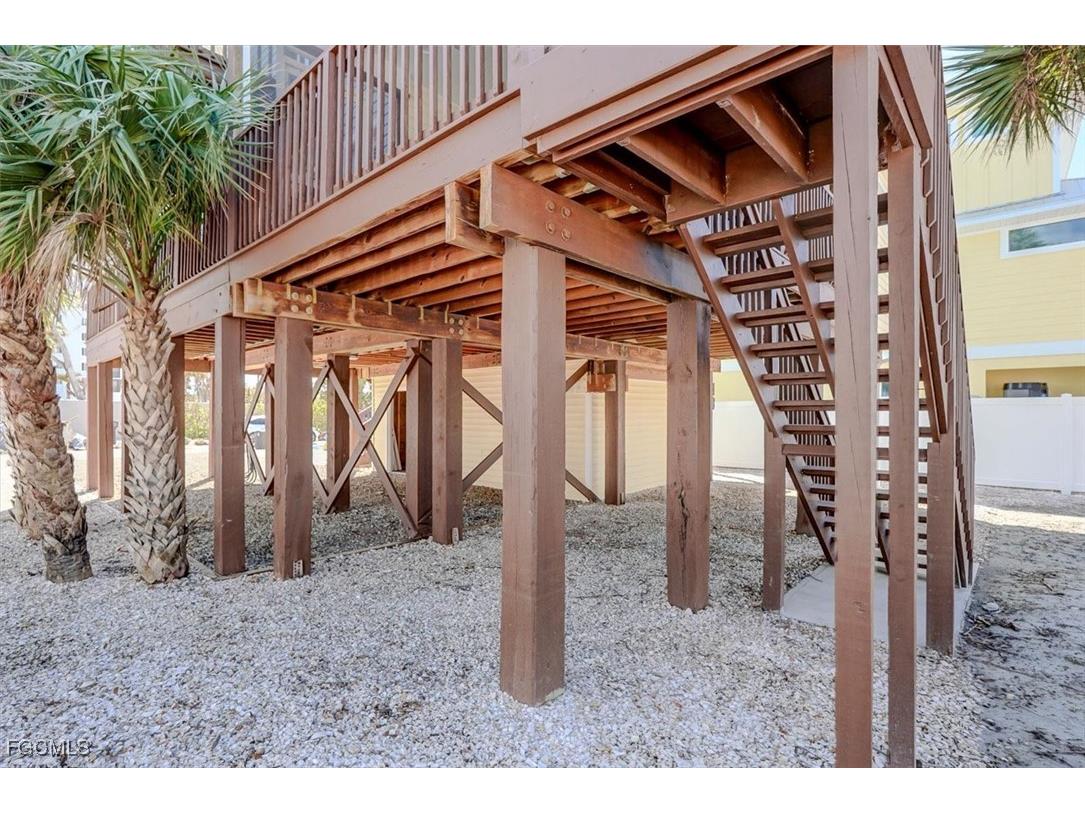 125 Gulfview Avenue Fort Myers Beach FL 33931 2025010010 image43