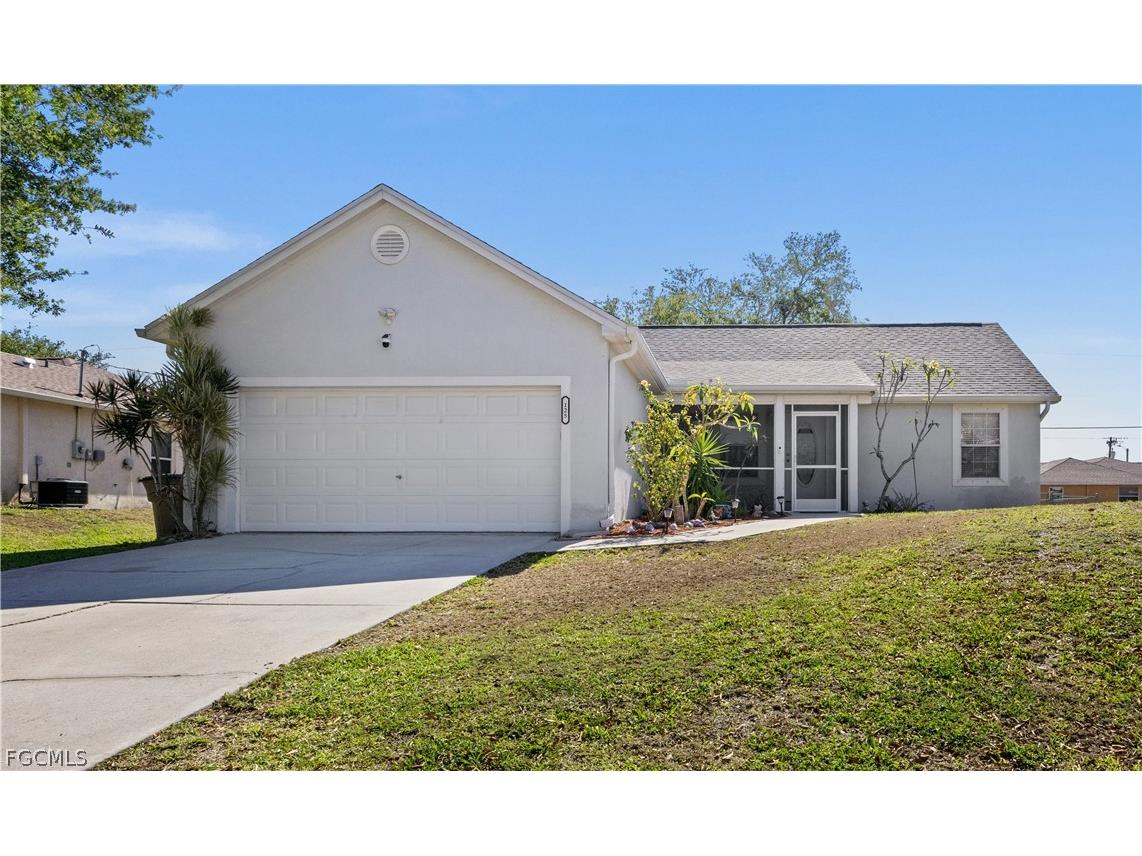 125 NE 11th Place Cape Coral FL 33909 2026010405 image1
