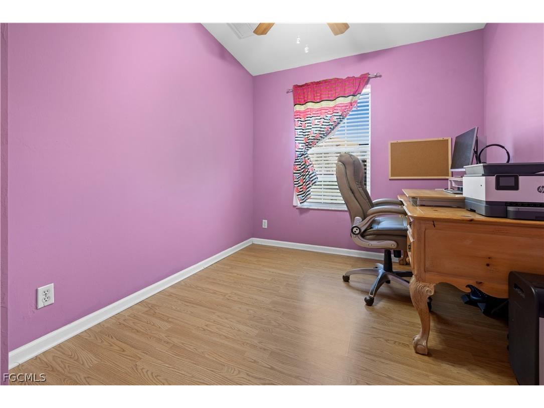 125 NE 11th Place Cape Coral FL 33909 2026010405 image15