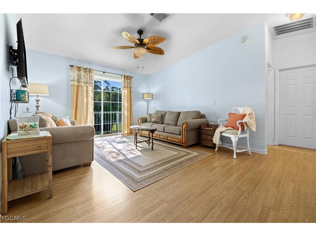 125 NE 11th Place Cape Coral FL 33909 2026010405 image6