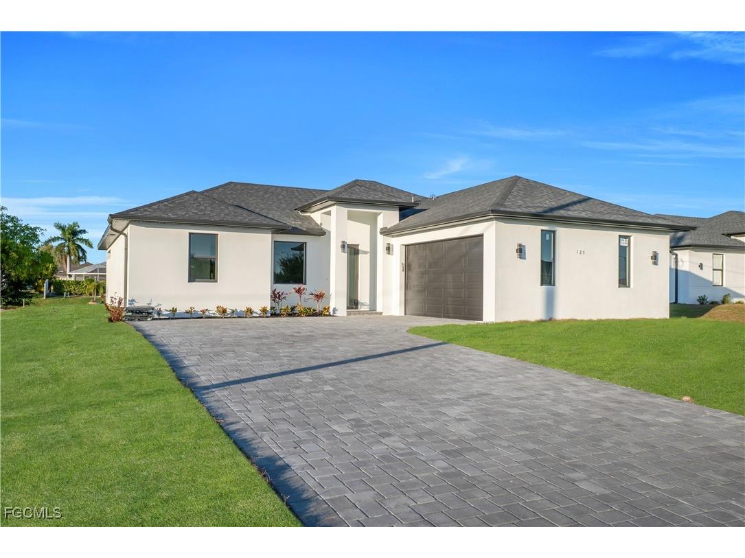 125 NE 5th Terrace Cape Coral FL 33909 2026003220 image1