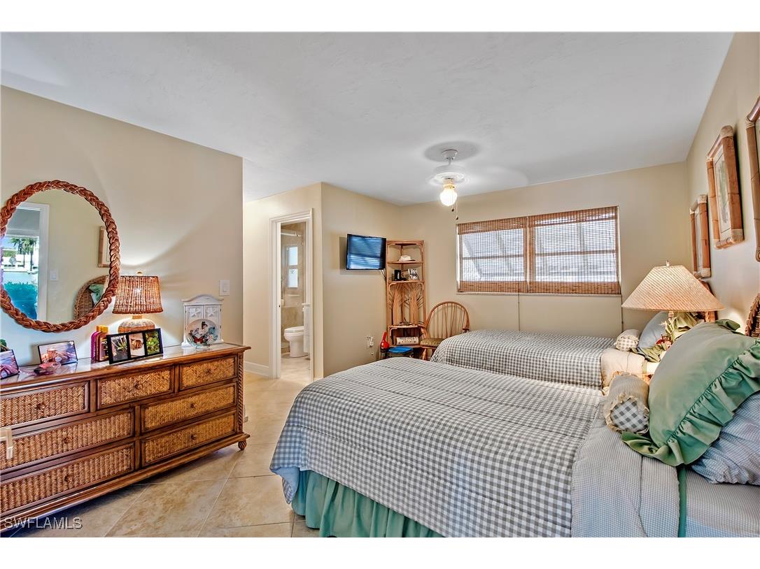 125 Pago Pago Drive E Naples FL 34113 226003021 image15