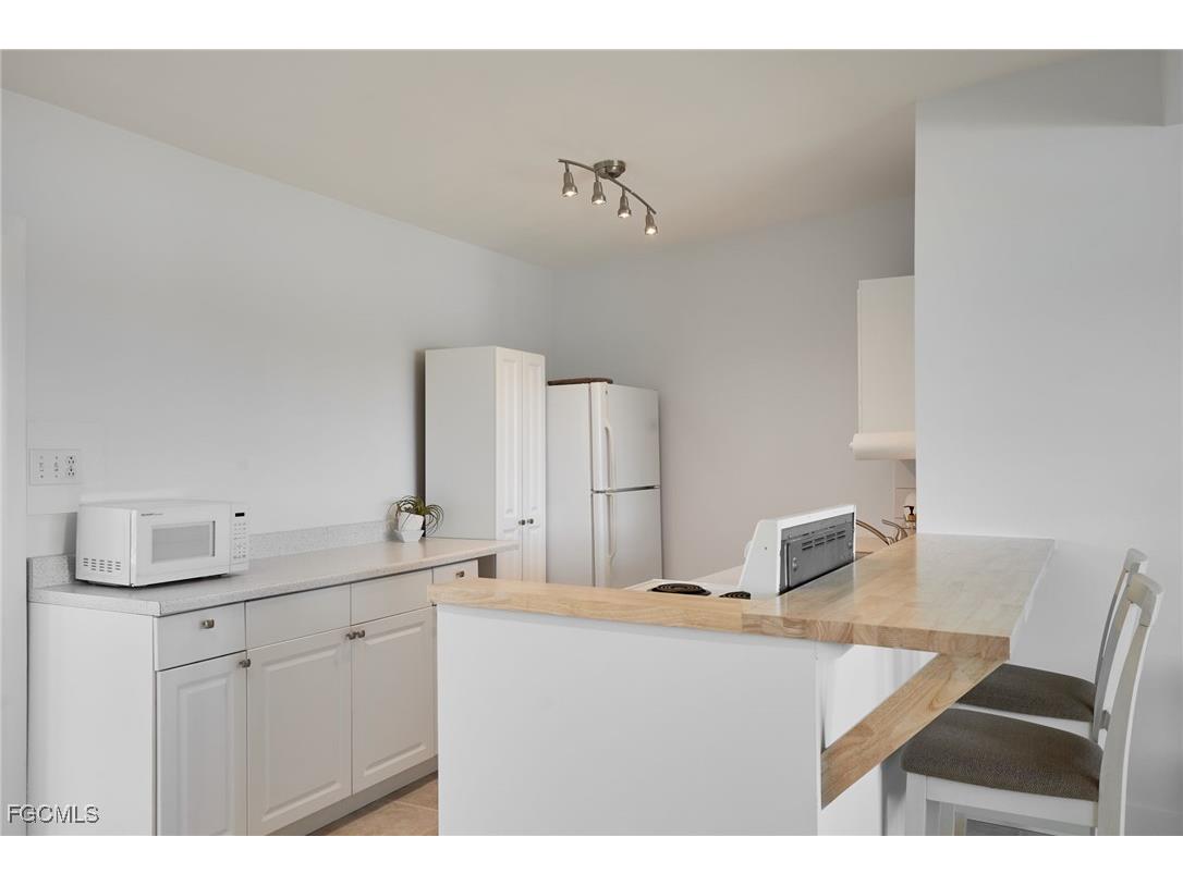 125 Palmetto Circle NE Port Charlotte FL 33952 2025018040 image11