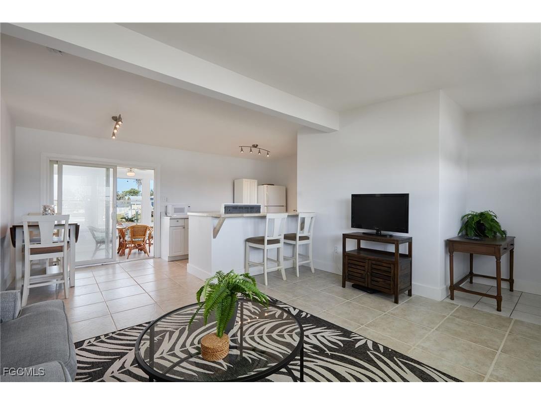 125 Palmetto Circle NE Port Charlotte FL 33952 2025018040 image7