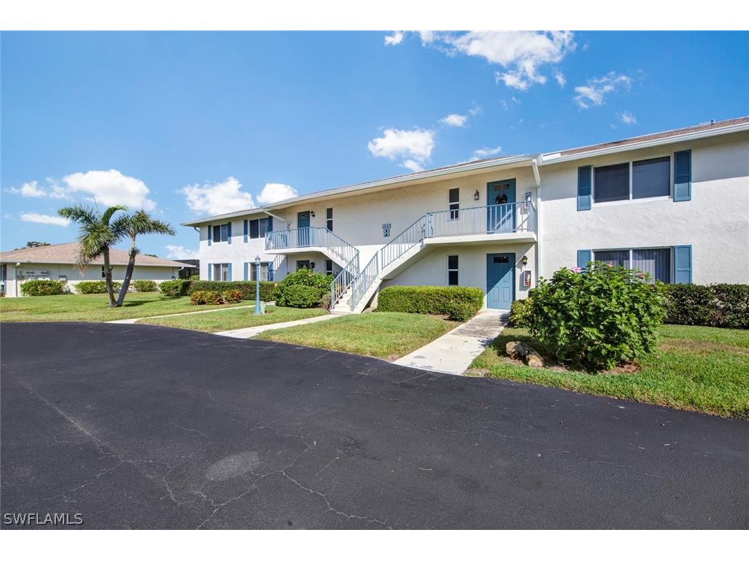 125 Penny Lane #8 Naples FL 34112 222089809 image1
