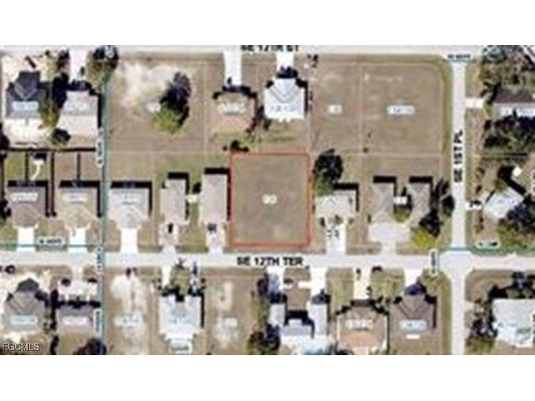 125 SE 12th Terrace Cape Coral FL 33990 2025009723 image4