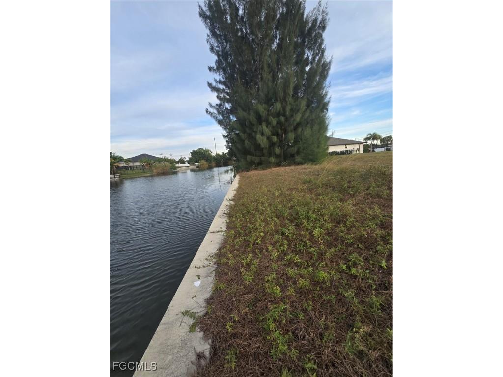 125 SW 28th Terrace Cape Coral FL 33914 2025019627 image3