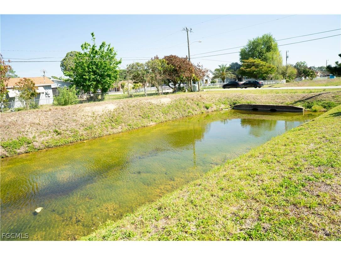 125 Sebring Circle Lehigh Acres FL 33936 2026013794 image16