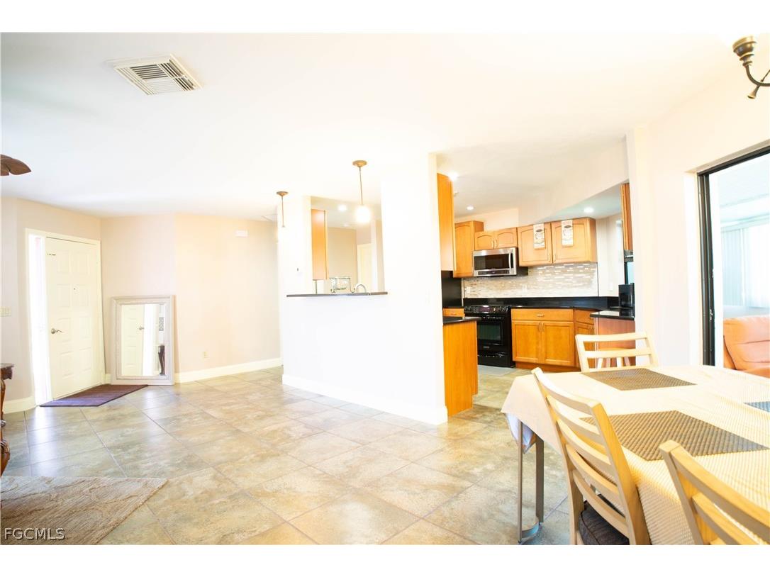 125 Sebring Circle Lehigh Acres FL 33936 2026013794 image6