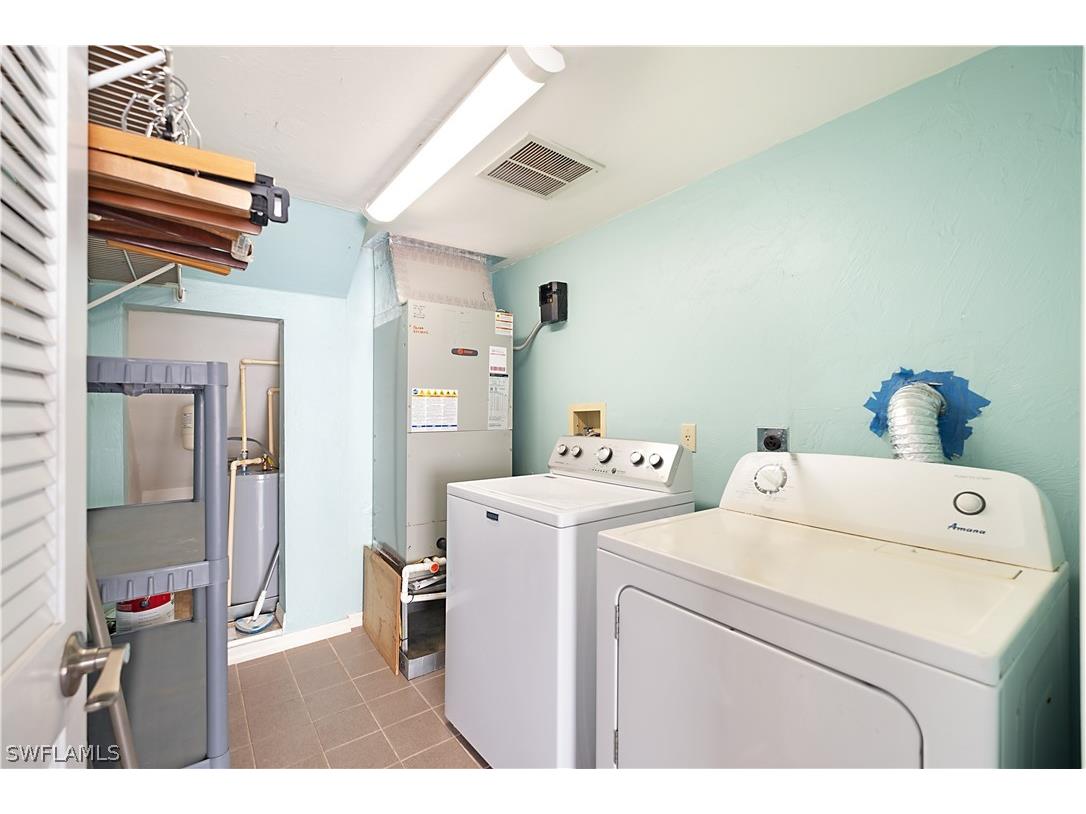 1250 Jardin Drive Naples FL 34104 226006587 image11