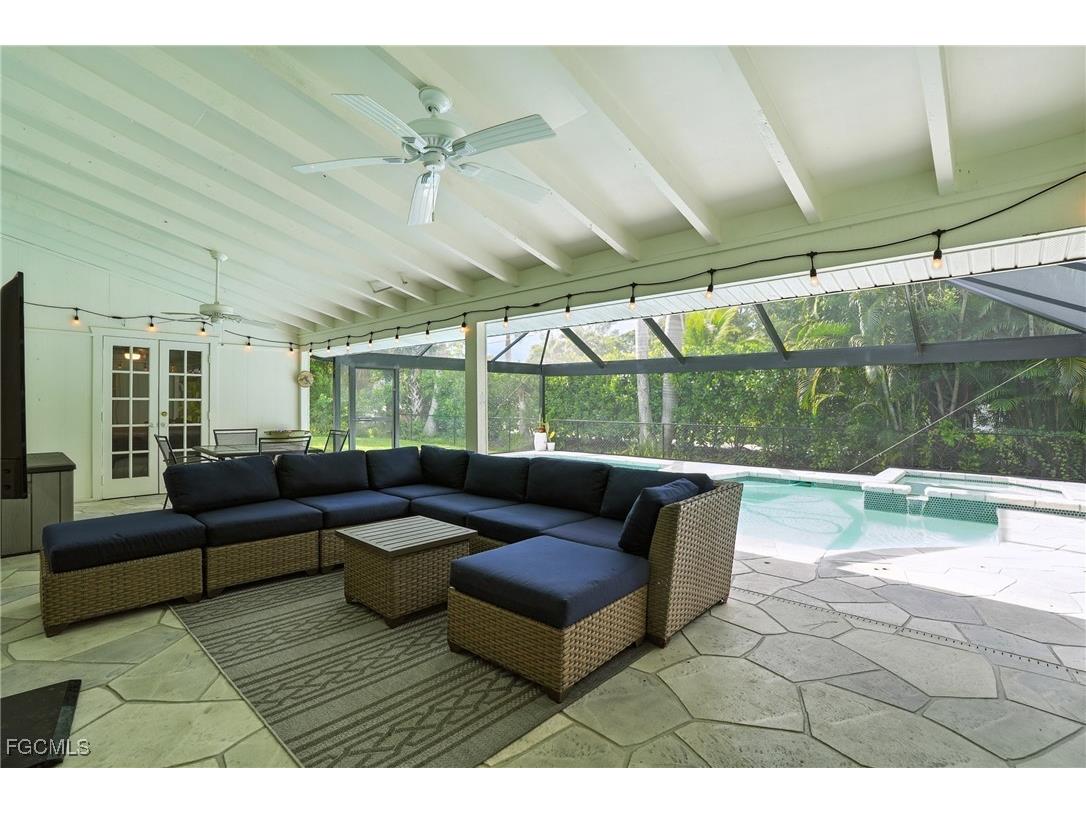 1250 Kasamada Drive Fort Myers FL 33919 2025020778 image29