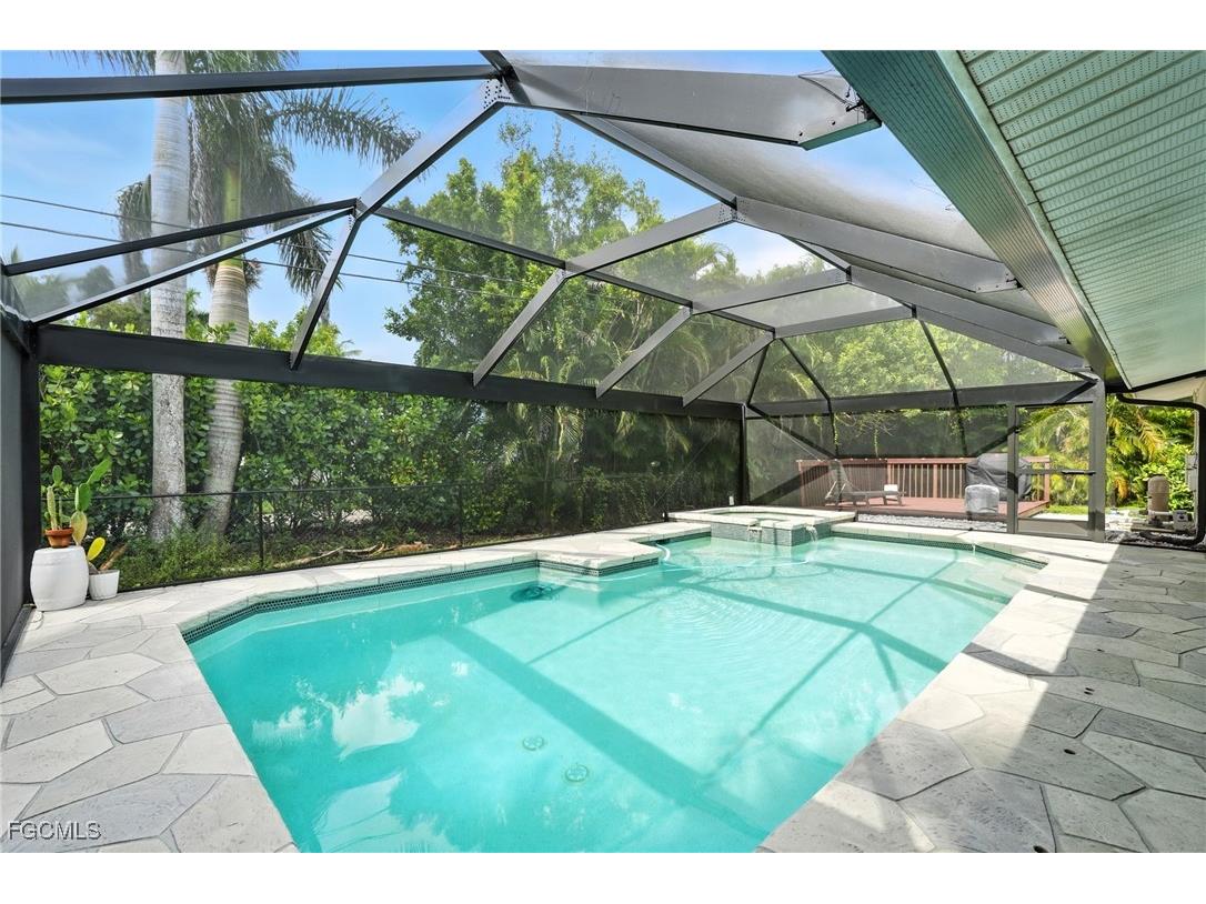 1250 Kasamada Drive Fort Myers FL 33919 2025020778 image35