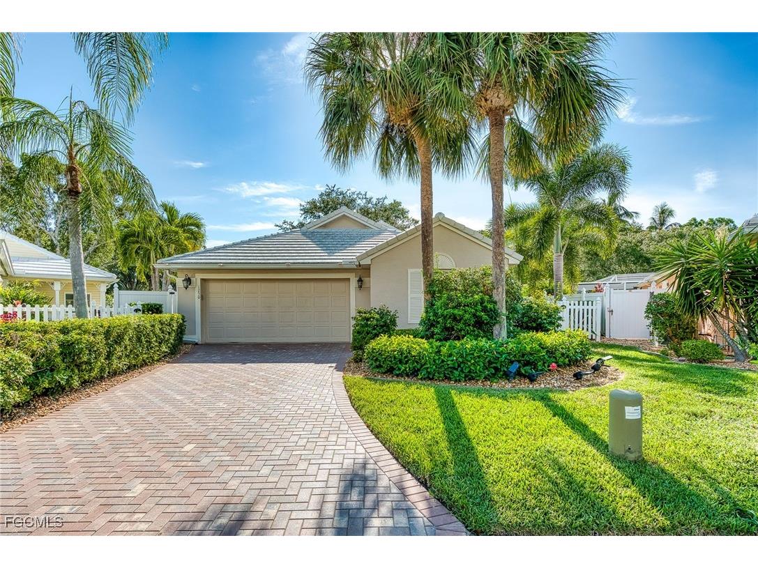 1250 Silverstrand Drive Naples FL 34110 2025015821 image1