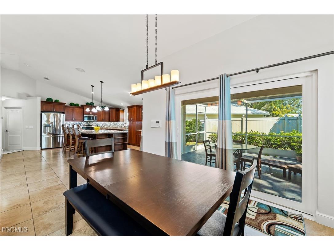 1250 Silverstrand Drive Naples FL 34110 2025015821 image12