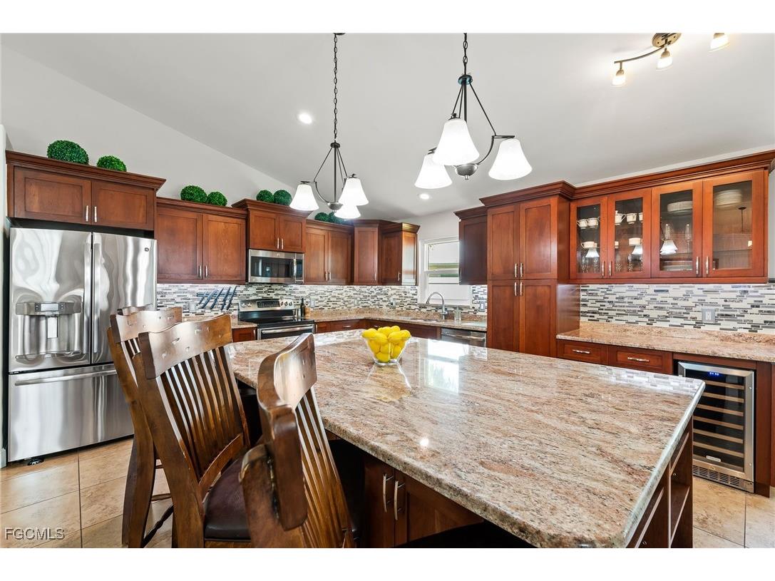 1250 Silverstrand Drive Naples FL 34110 2025015821 image19