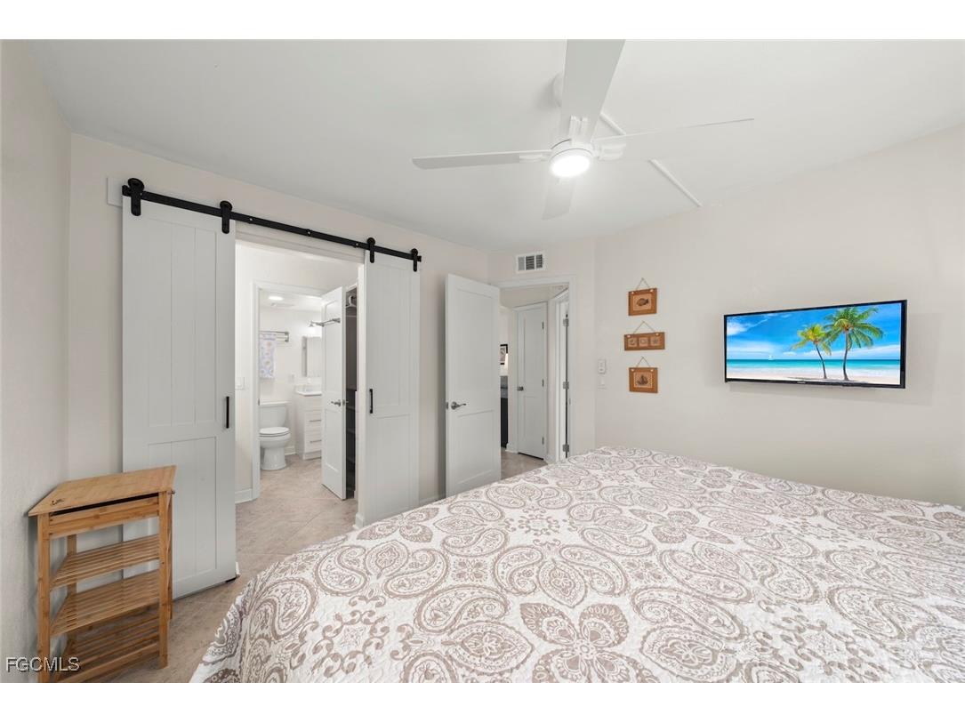 1250 Tennisplace Court #B24 Sanibel FL 33957 2025008344 image20