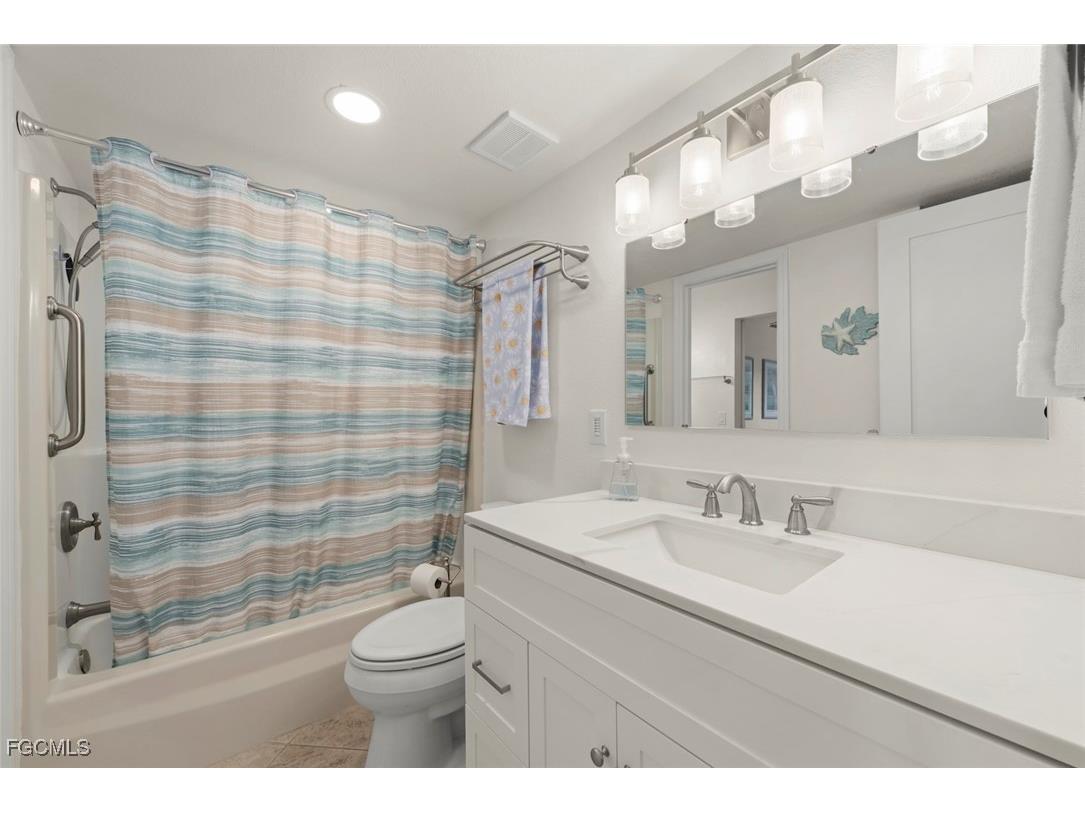 1250 Tennisplace Court #B24 Sanibel FL 33957 2025008344 image22