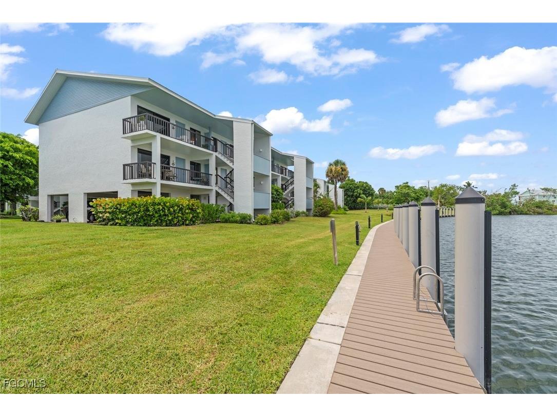 1250 Tennisplace Court #B24 Sanibel FL 33957 2025008344 image30