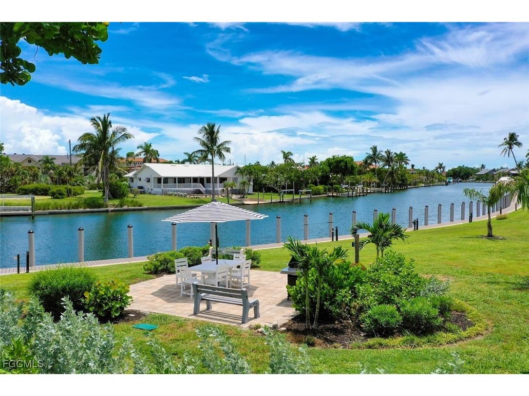 1250 Tennisplace Court #B24 Sanibel FL 33957 2025008344 image34