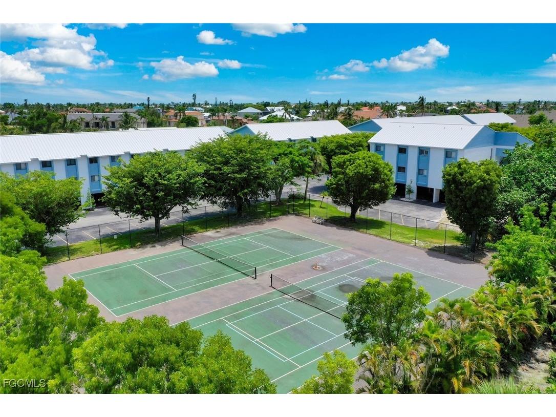 1250 Tennisplace Court #B24 Sanibel FL 33957 2025008344 image39