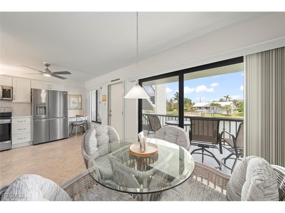 1250 Tennisplace Court #B24 Sanibel FL 33957 2025008344 image5