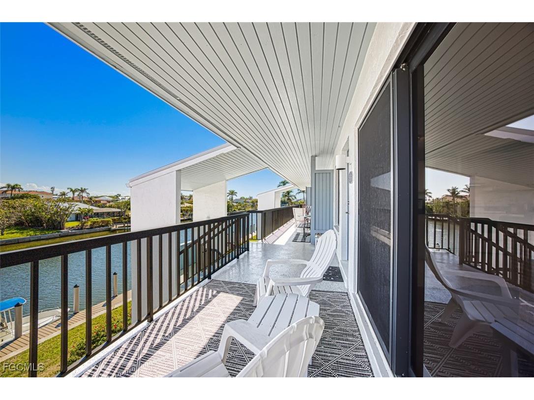 1250 Tennisplace Court #B31 Sanibel FL 33957 2025017889 image10