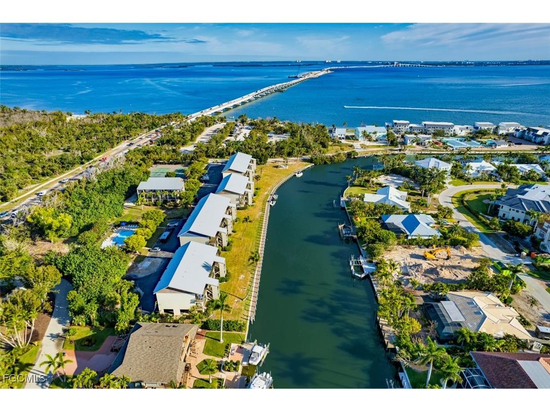 1250 Tennisplace Court #B31 Sanibel FL 33957 2025017889 image12