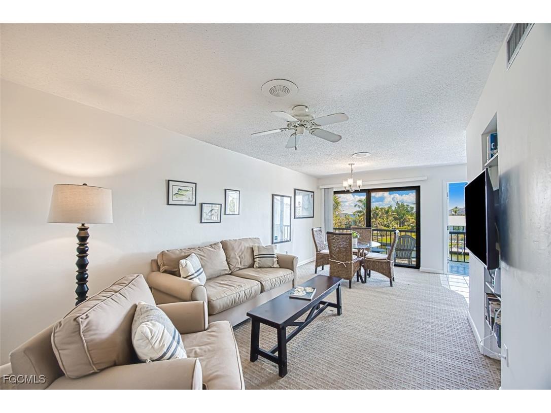 1250 Tennisplace Court #B31 Sanibel FL 33957 2025017889 image4