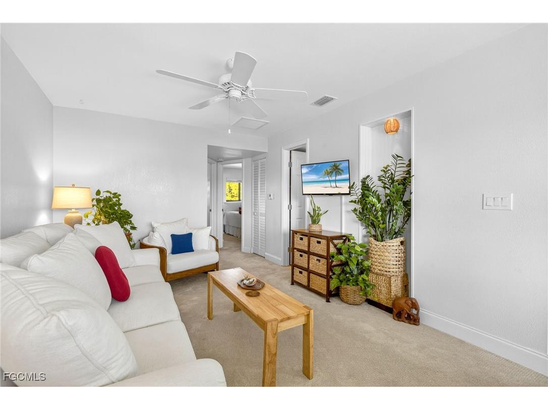 1250 Tennisplace Court #B34 Sanibel FL 33957 2025009409 image10