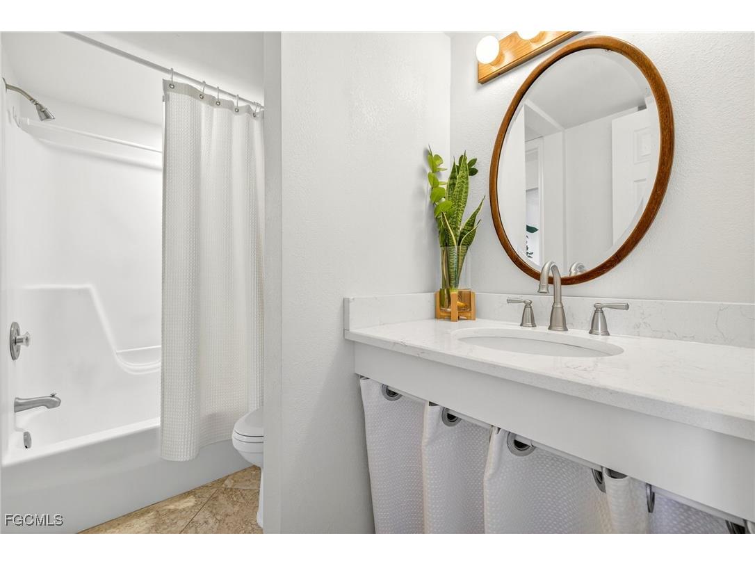 1250 Tennisplace Court #B34 Sanibel FL 33957 2025009409 image22