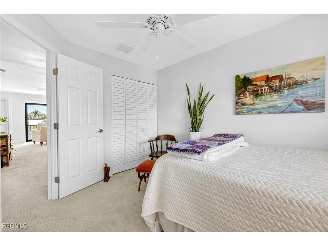 1250 Tennisplace Court #B34 Sanibel FL 33957 2025009409 image24