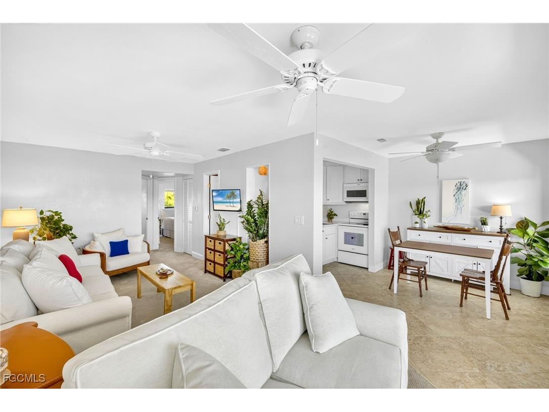 1250 Tennisplace Court #B34 Sanibel FL 33957 2025009409 image9