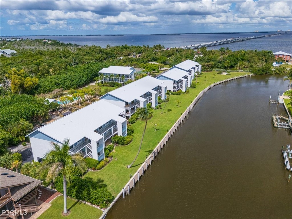 1250 Tennisplace Court #C25 Sanibel FL 33957 2025015128 image16