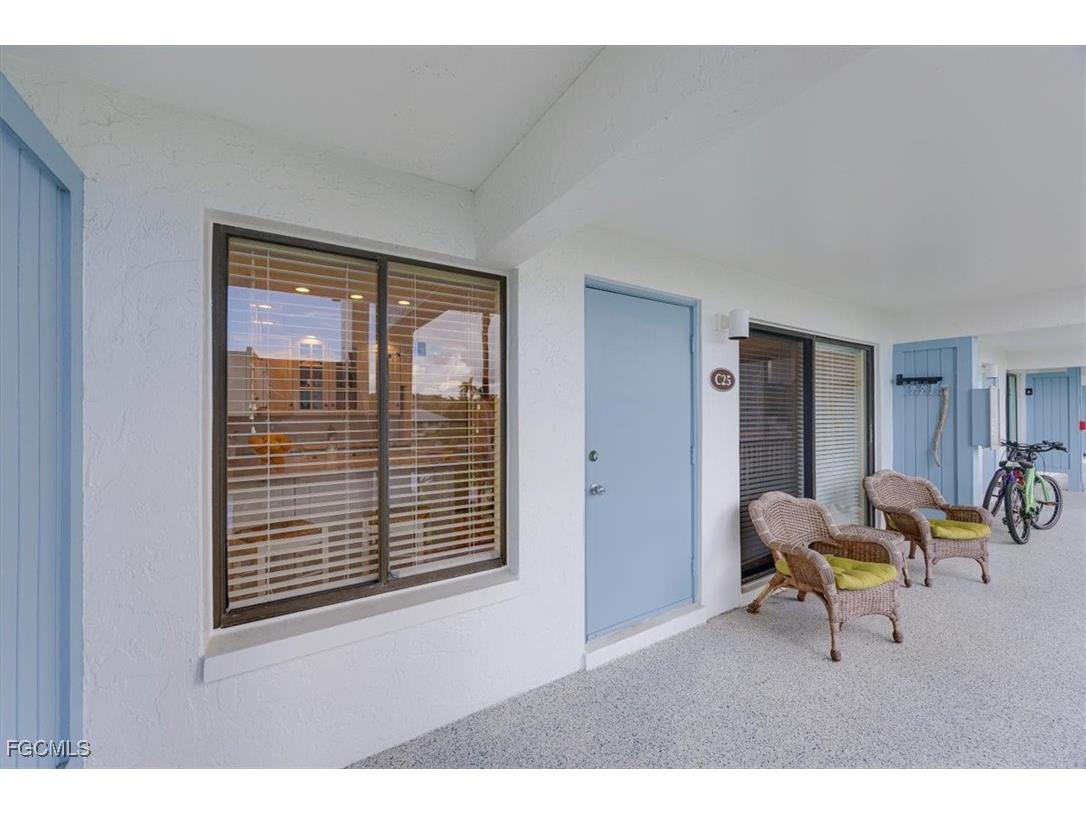 1250 Tennisplace Court #C25 Sanibel FL 33957 2025015128 image19