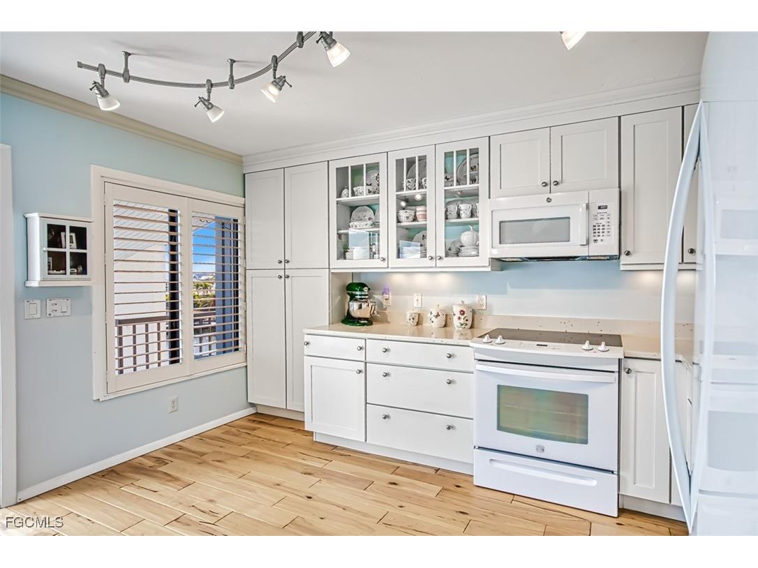 1250 Tennisplace Court #C31 Sanibel FL 33957 2025012514 image14