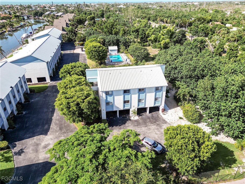 1250 Tennisplace Court #D33 Sanibel FL 33957 2025003472 image10