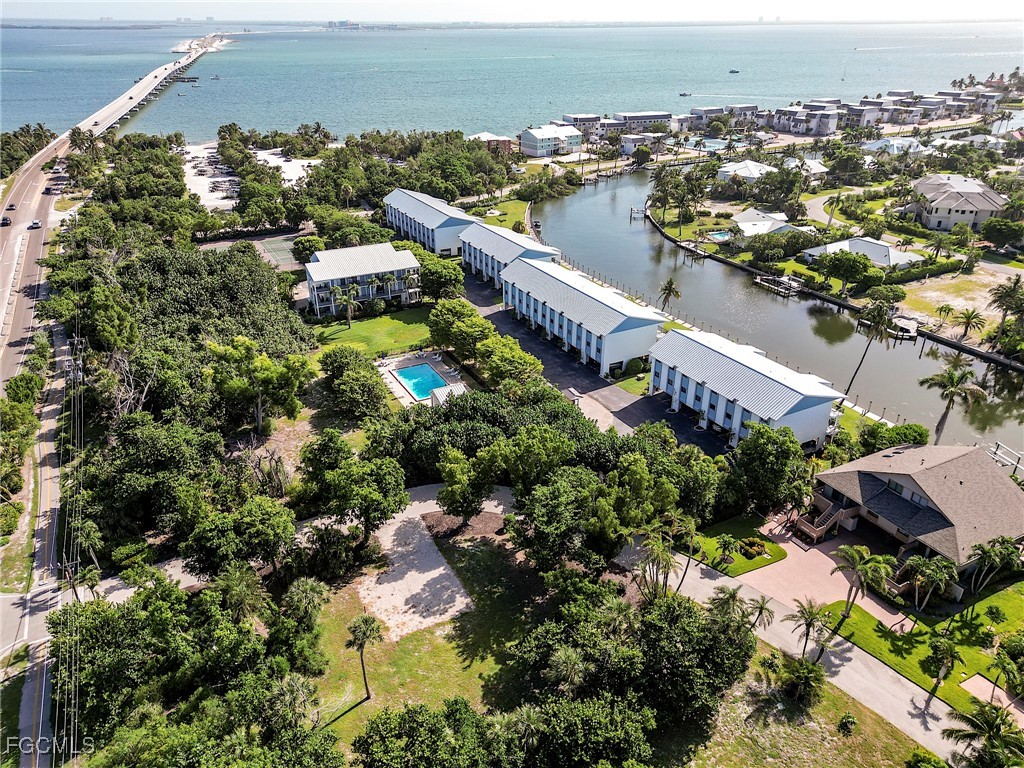 1250 Tennisplace Court #D33 Sanibel FL 33957 2025003472 image24