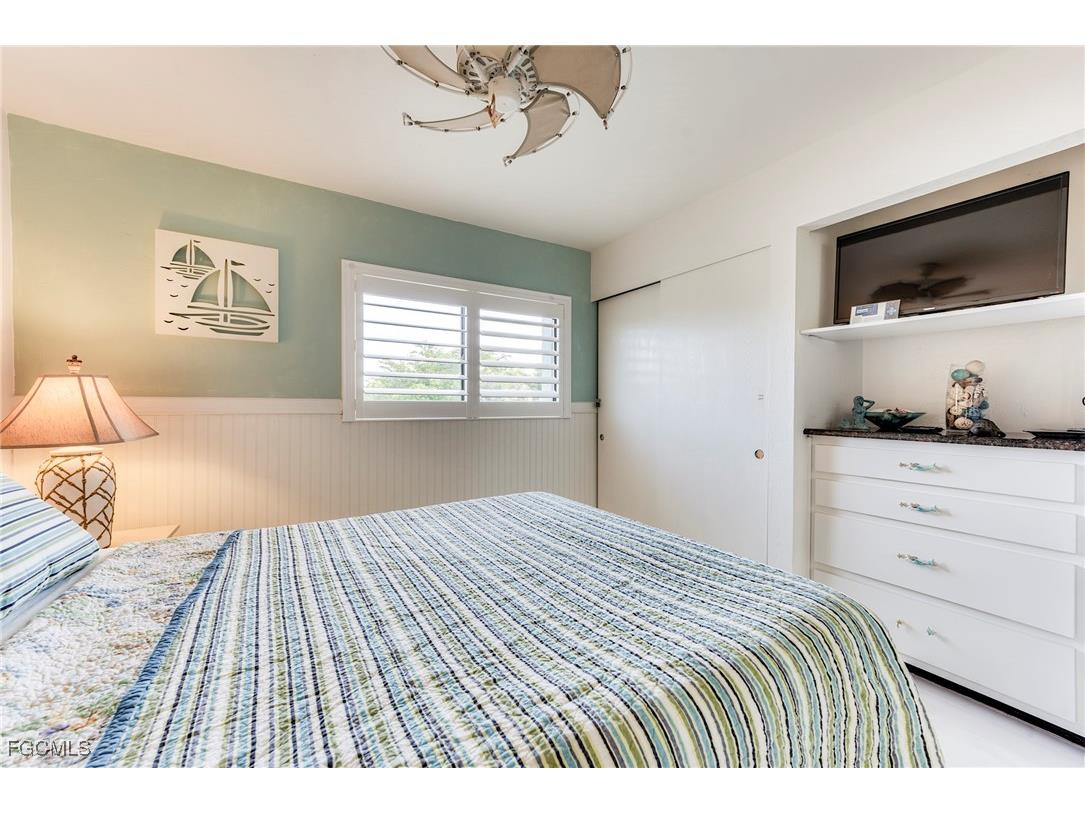 1250 Tennisplace Court #D33 Sanibel FL 33957 2025003472 image29